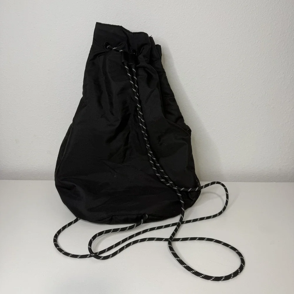 Victoria Secret PINK Draw String Mesh Pocket BAG Backpack BLACK GYM SCHOOL